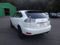 Vehicle SU00000714 thumbnail 4