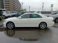 Vehicle SU00000812 thumbnail 3