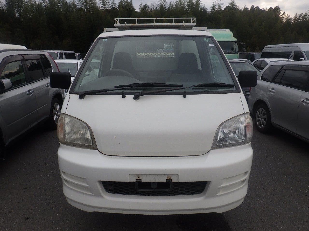 Vehicle SU00000873 large view 9
