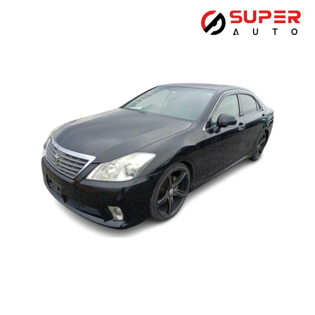 2010 TOYOTA CROWN Royal saloon