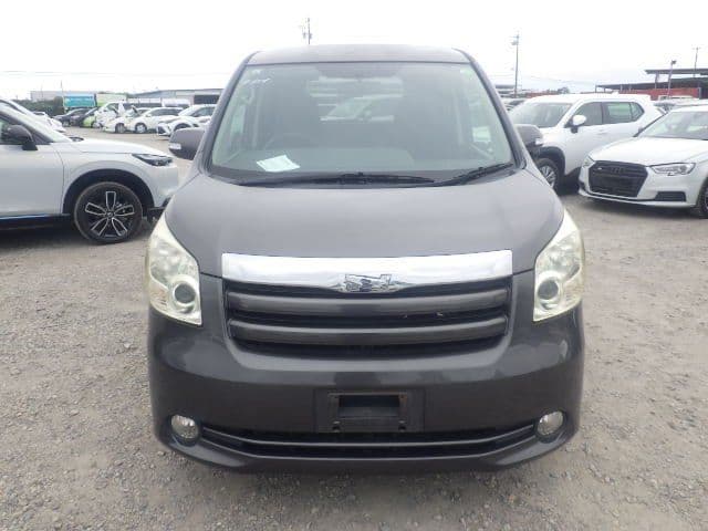 Vehicle SU00001077 large view 9