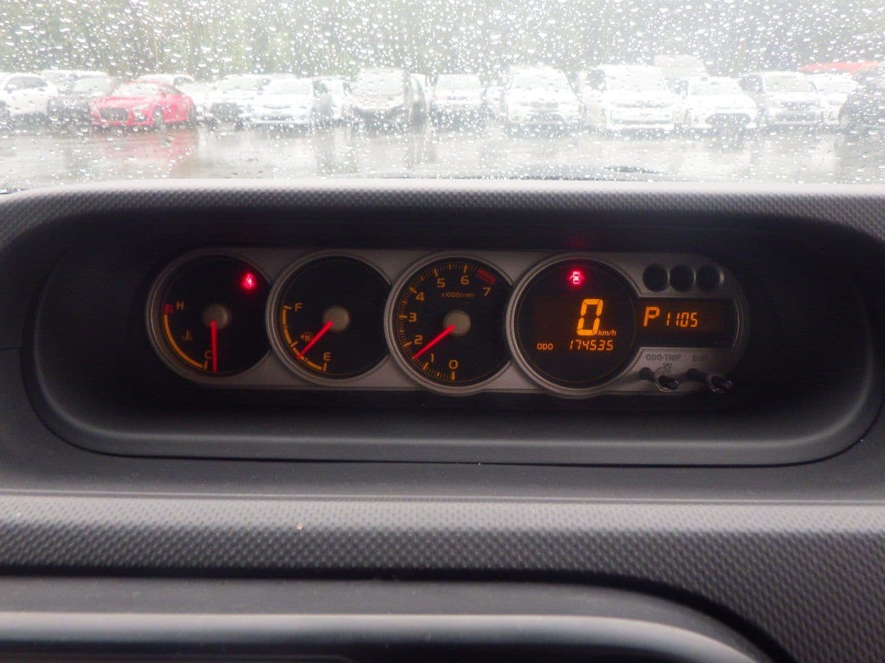 Vehicle SU00001122 large view 28