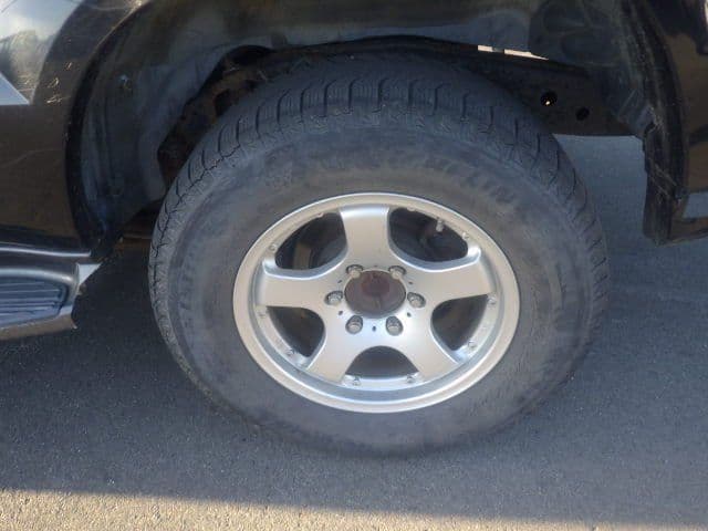 Vehicle SU00001071 large view 11