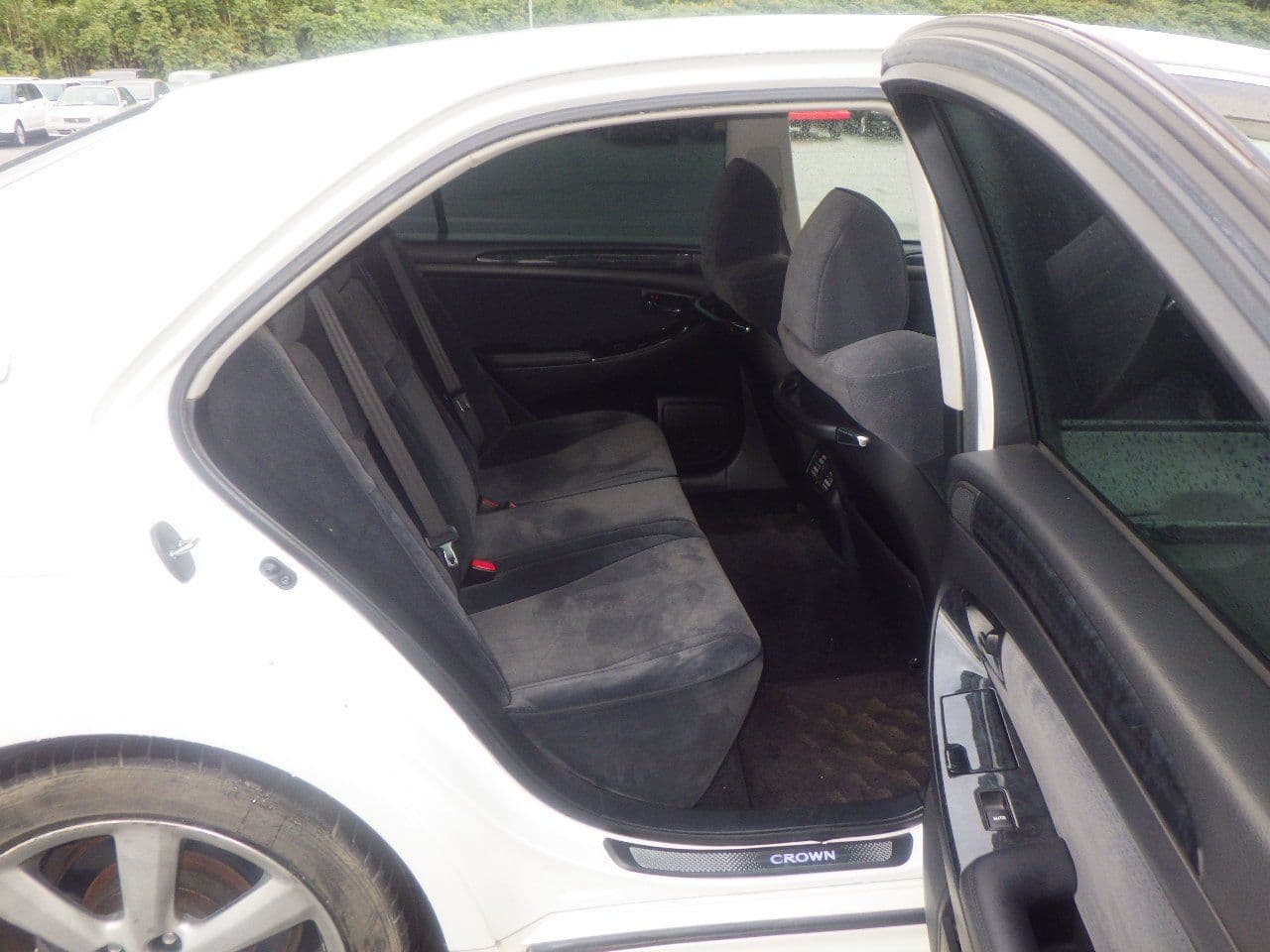 Vehicle SU00001124 large view 21