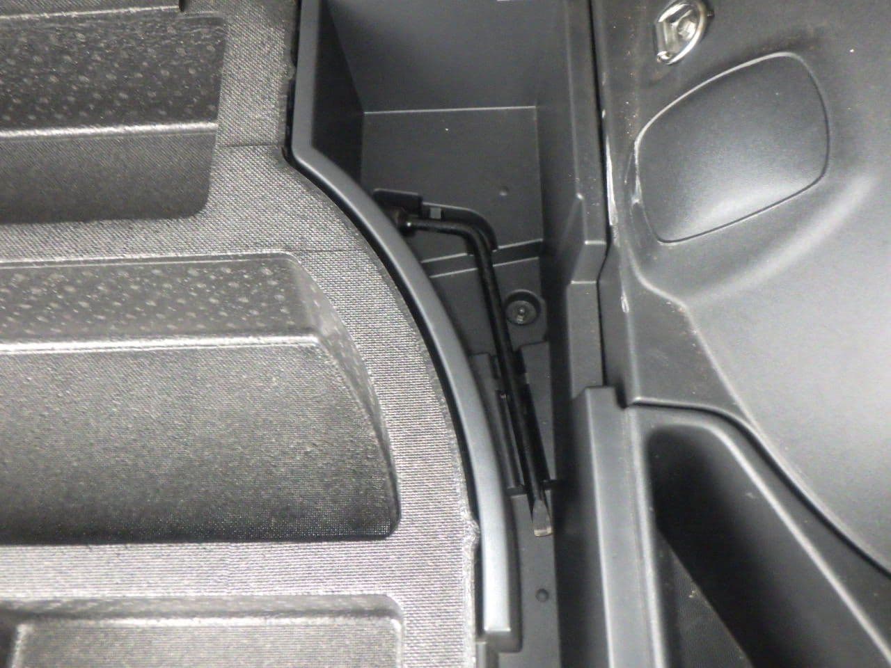 Vehicle SU00001122 large view 36