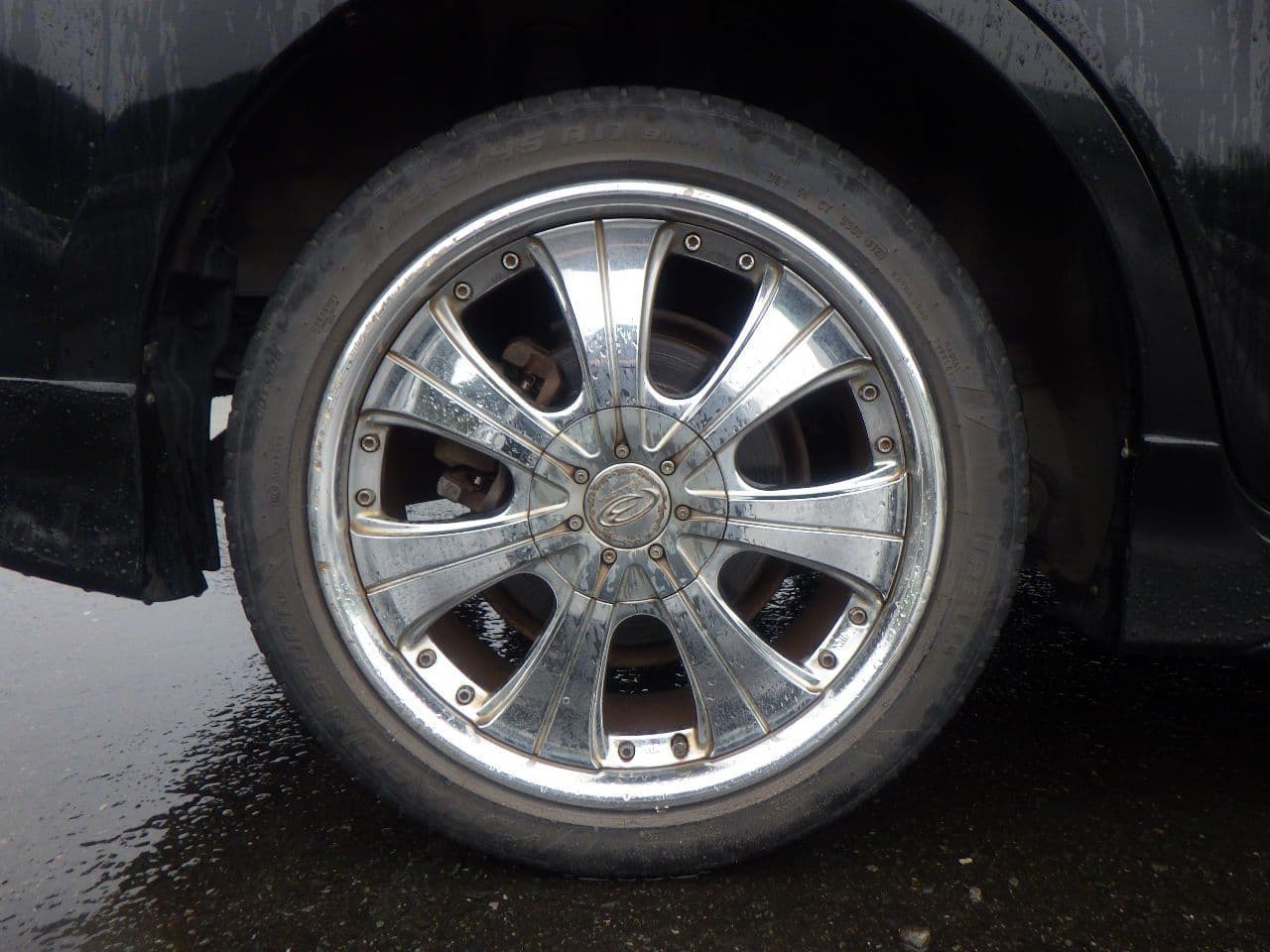 Vehicle SU00001122 large view 12