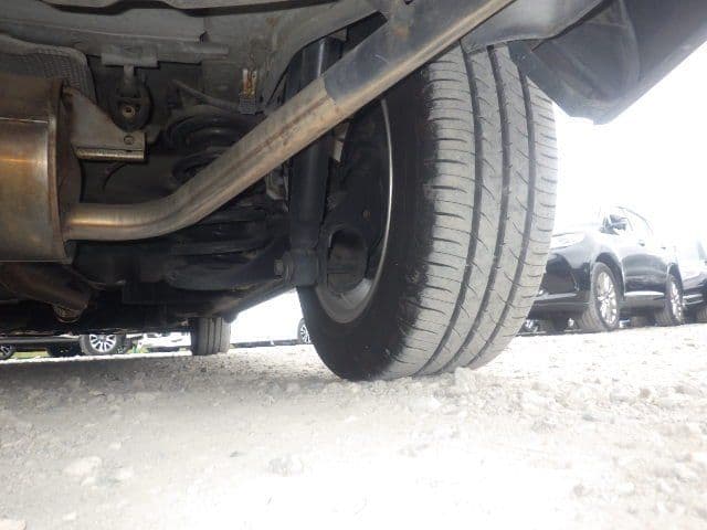 Vehicle SU00001077 large view 17