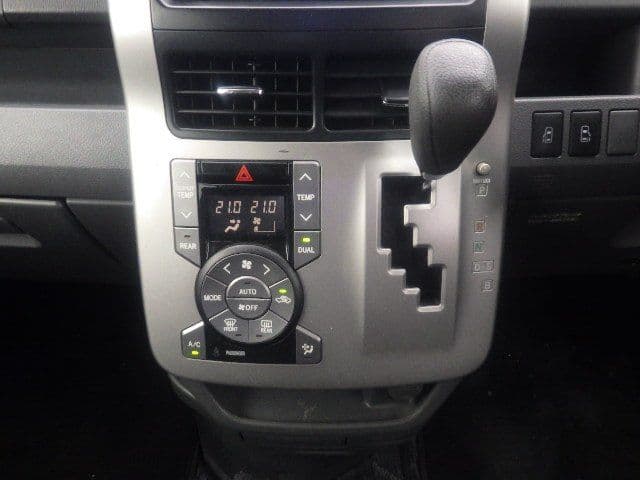 Vehicle SU00001077 large view 31