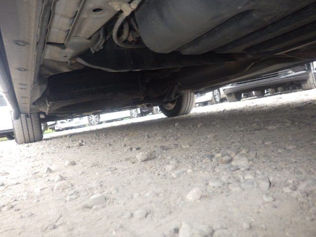 Vehicle SU00001077 large view 18