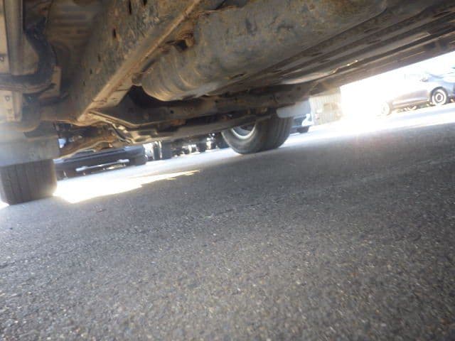 Vehicle SU00001071 large view 18