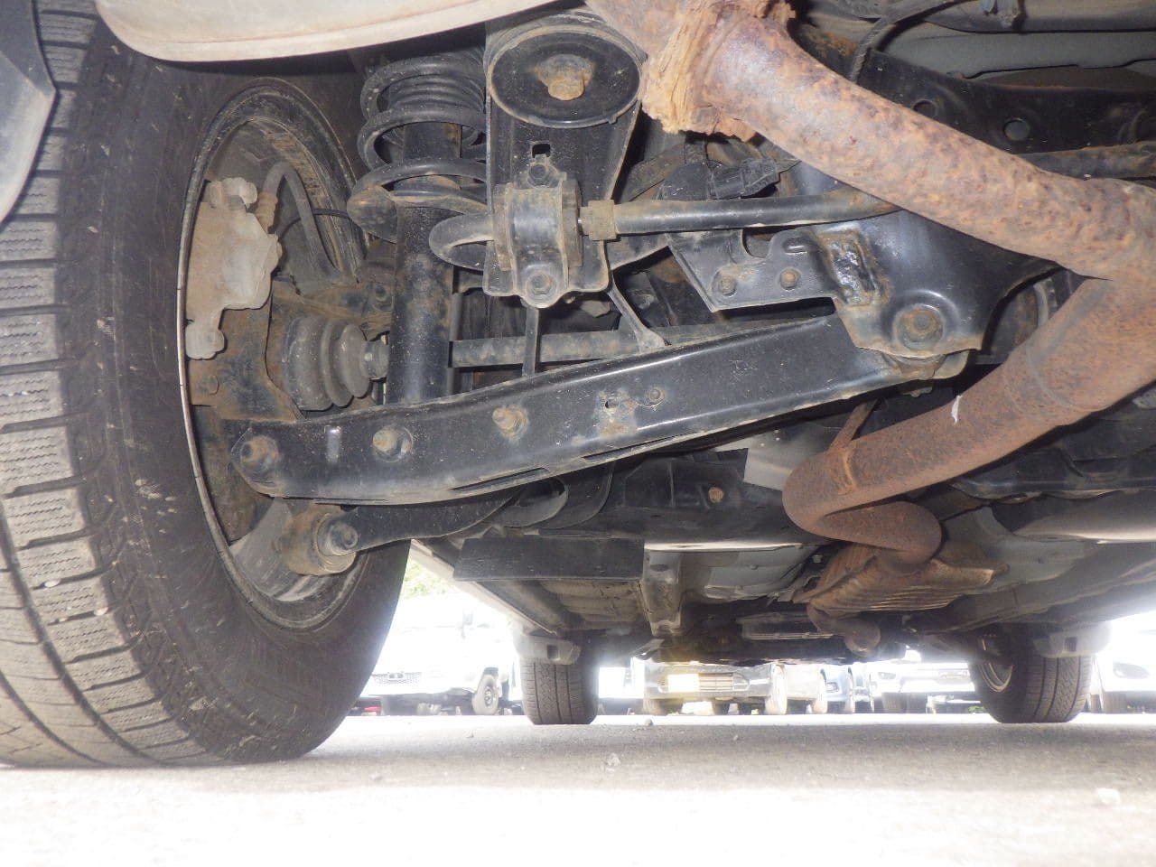 Vehicle SU00001119 large view 15