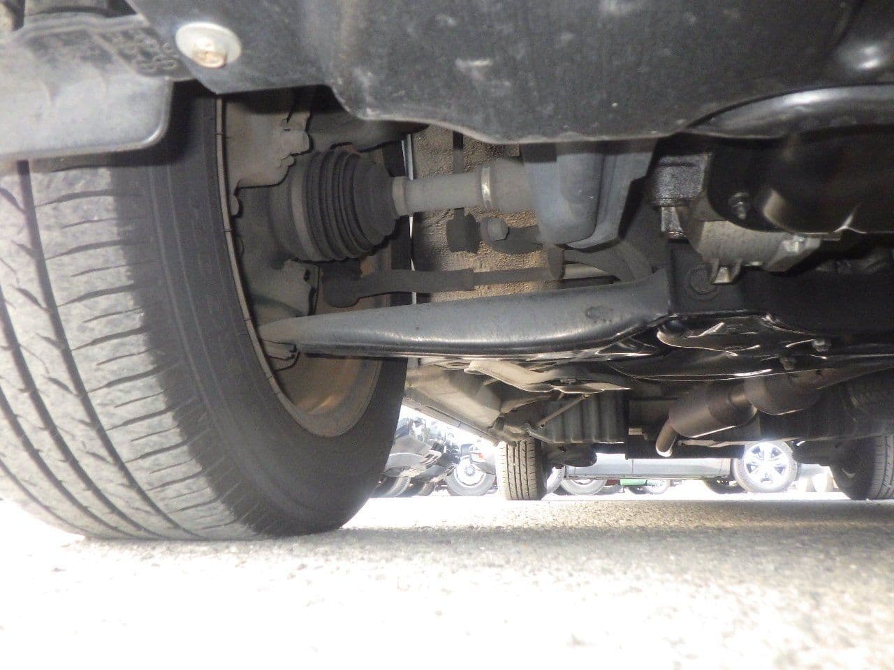 Vehicle SU00001159 large view 16