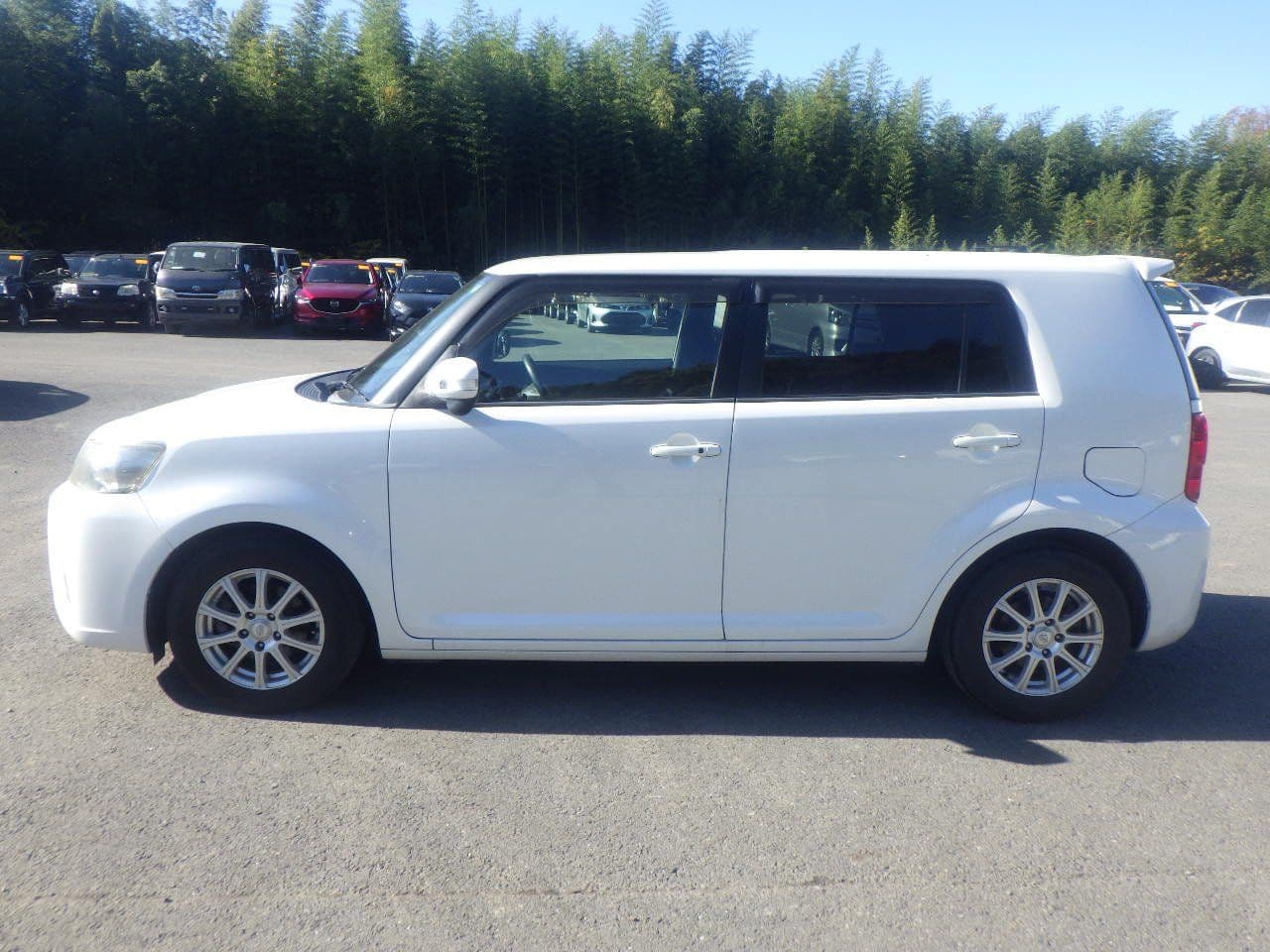 Vehicle SU00001156 large view 3