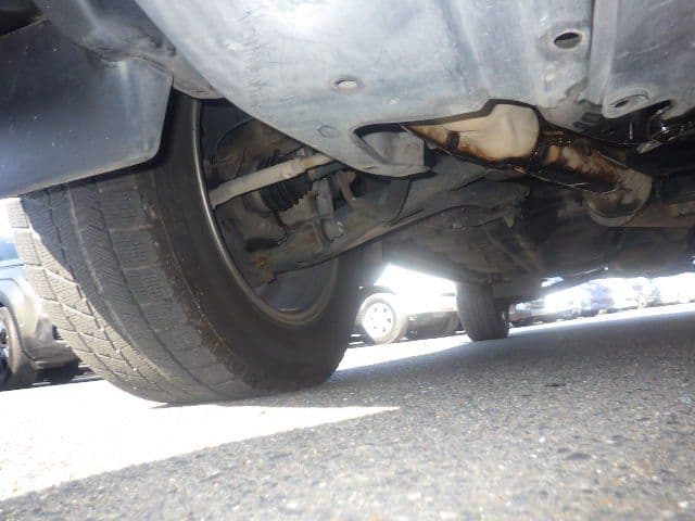 Vehicle SU00001177 large view 14