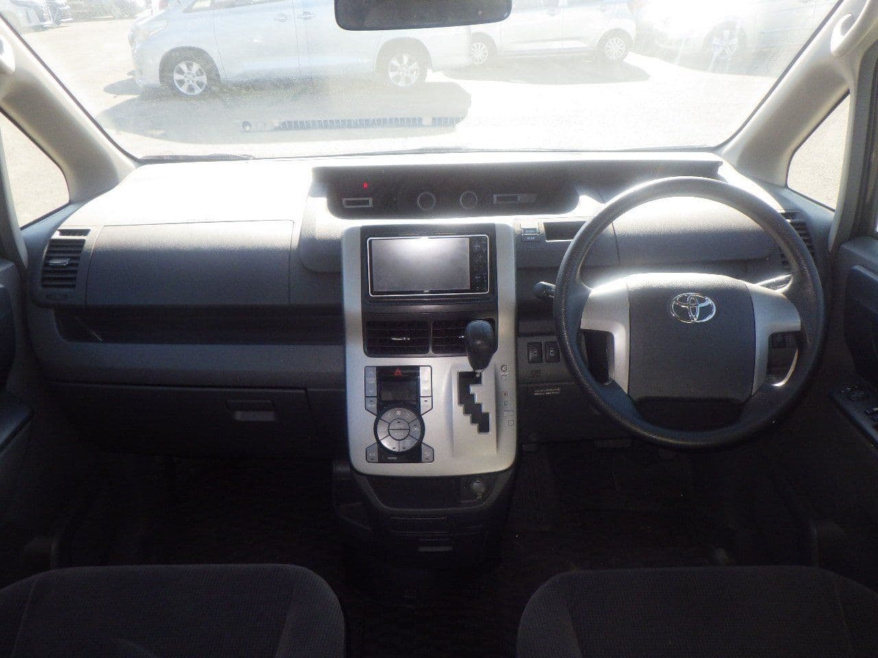 Vehicle SU00001169 large view 27