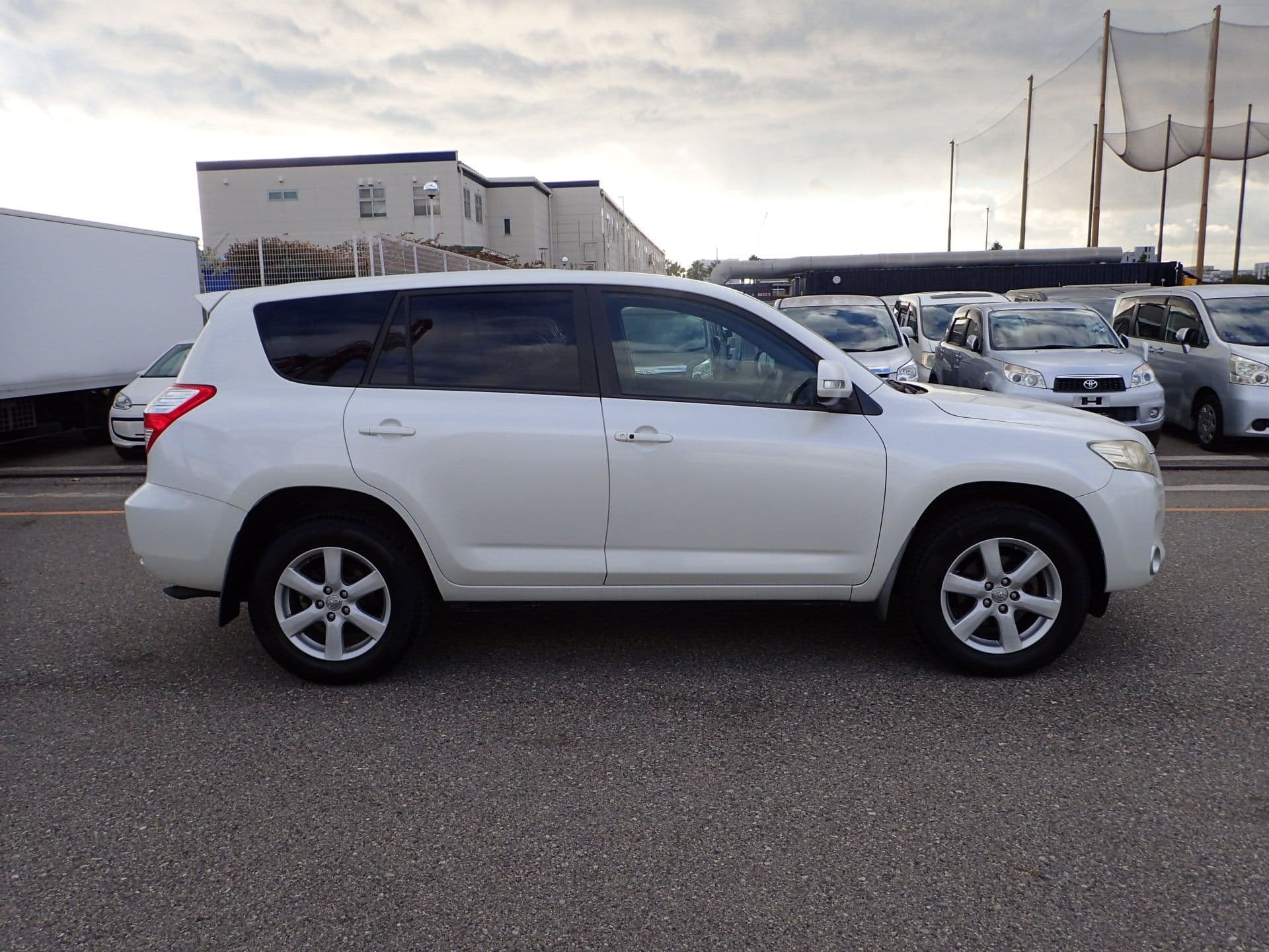 Vehicle SU00001175 large view 7