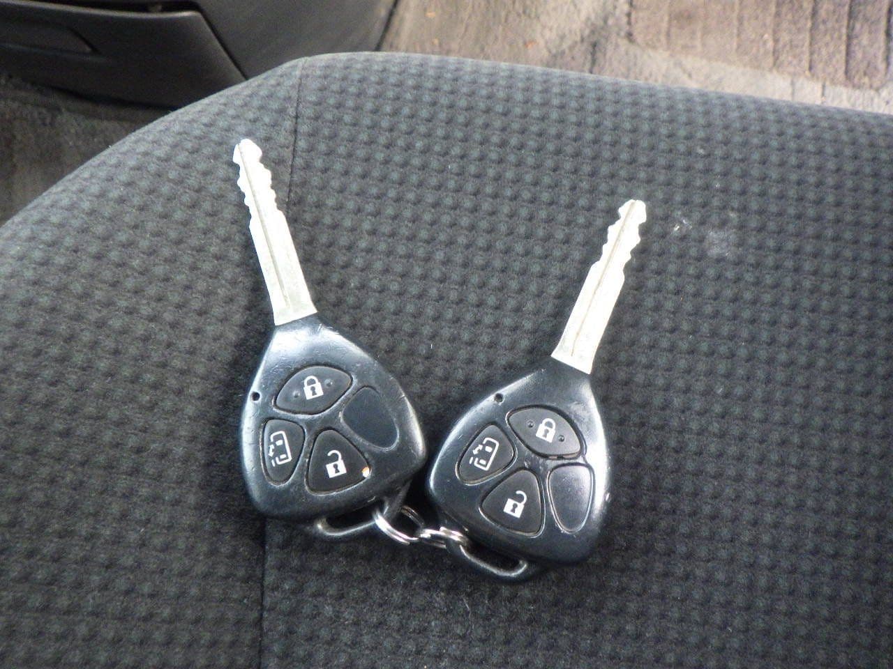 Vehicle SU00001159 large view 35