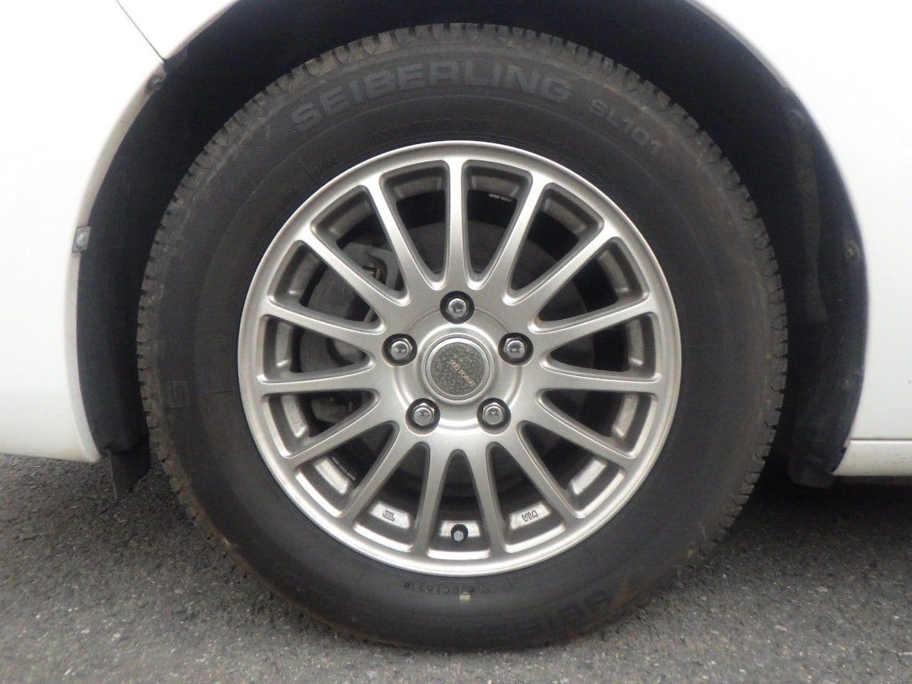 Vehicle SU00001141 large view 13