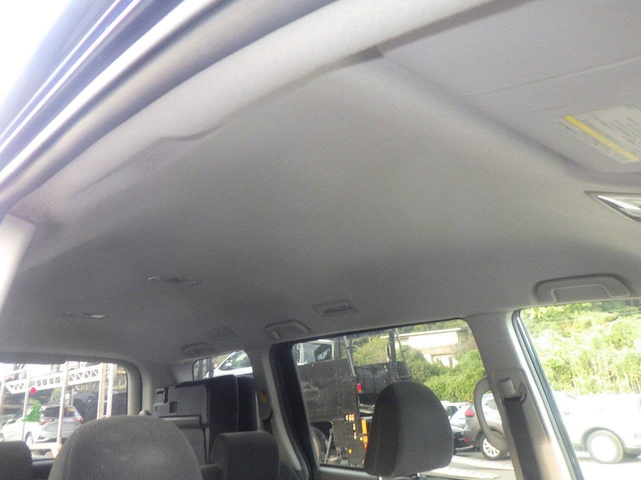 Vehicle SU00001159 large view 26