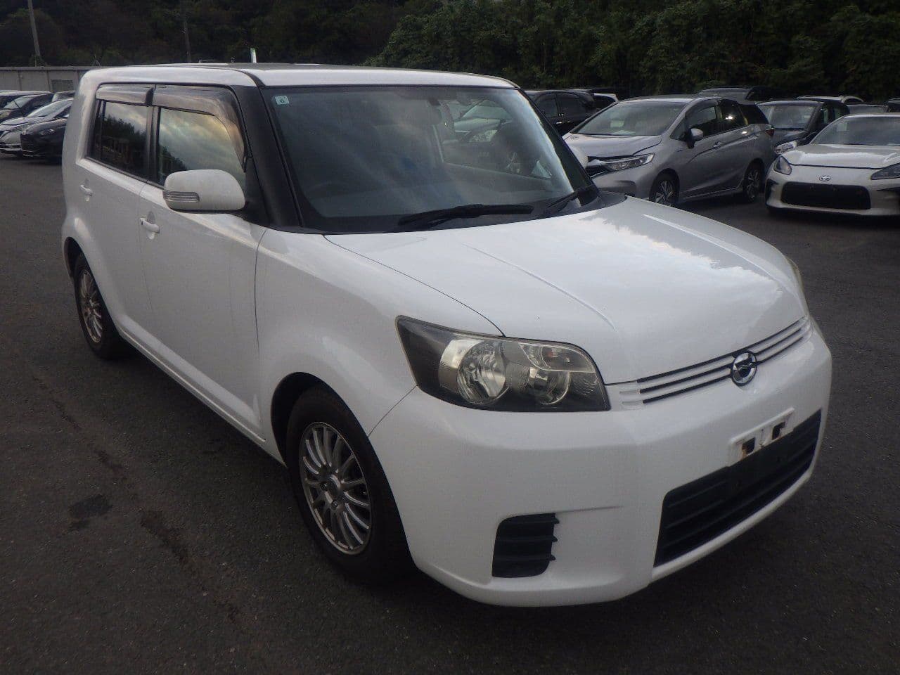 Vehicle SU00001141 large view 8