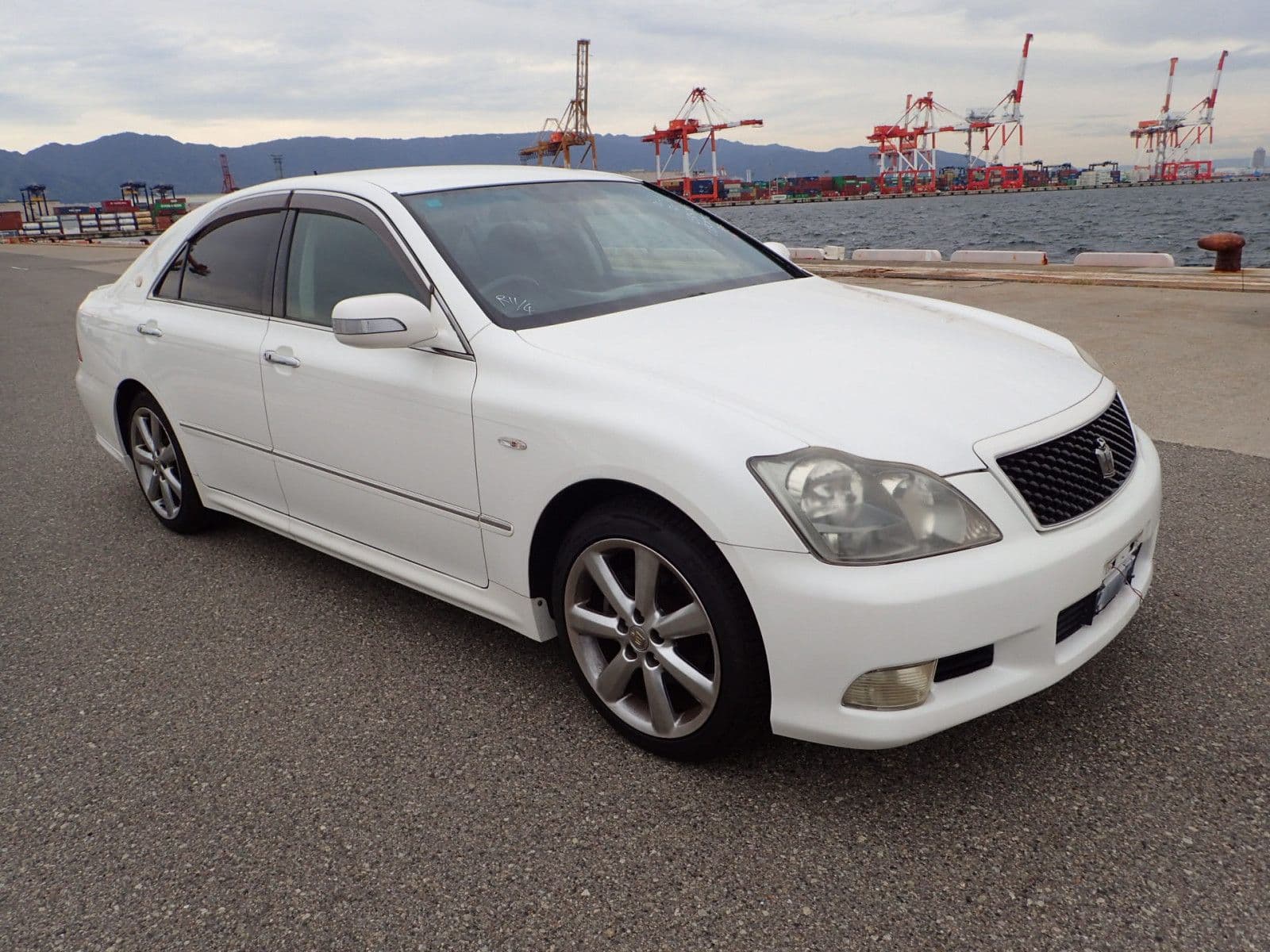 Vehicle SU00001148 large view 8