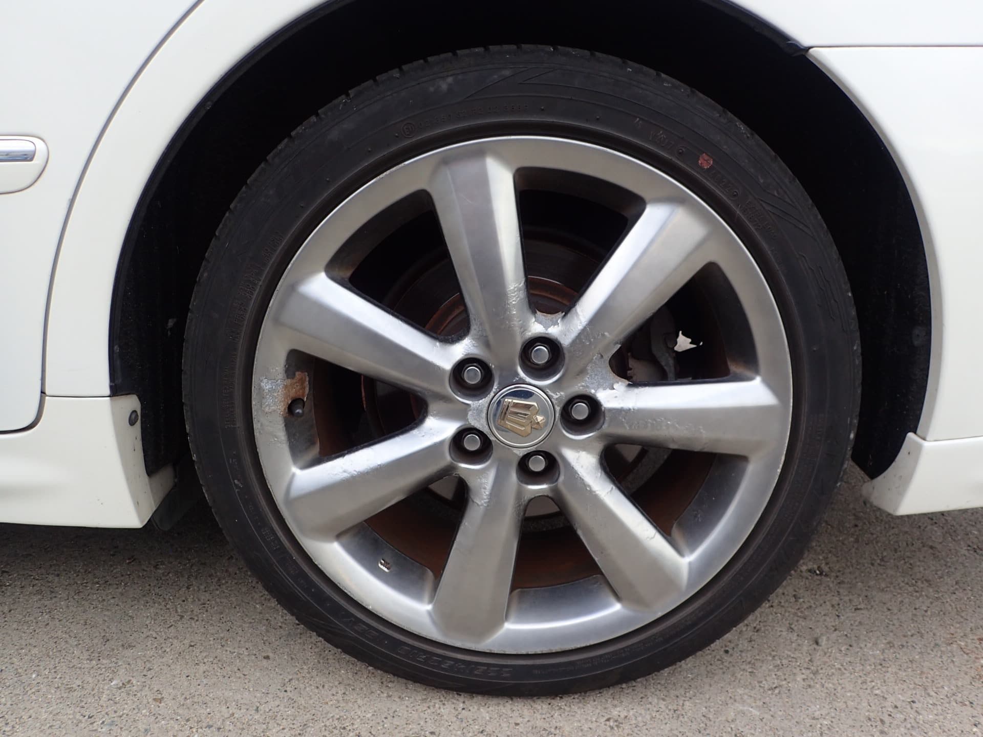 Vehicle SU00001185 large view 11