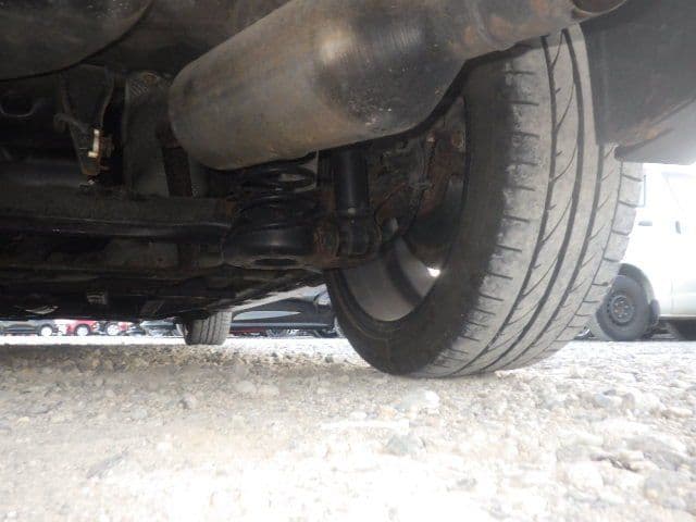 Vehicle SU00001168 large view 17