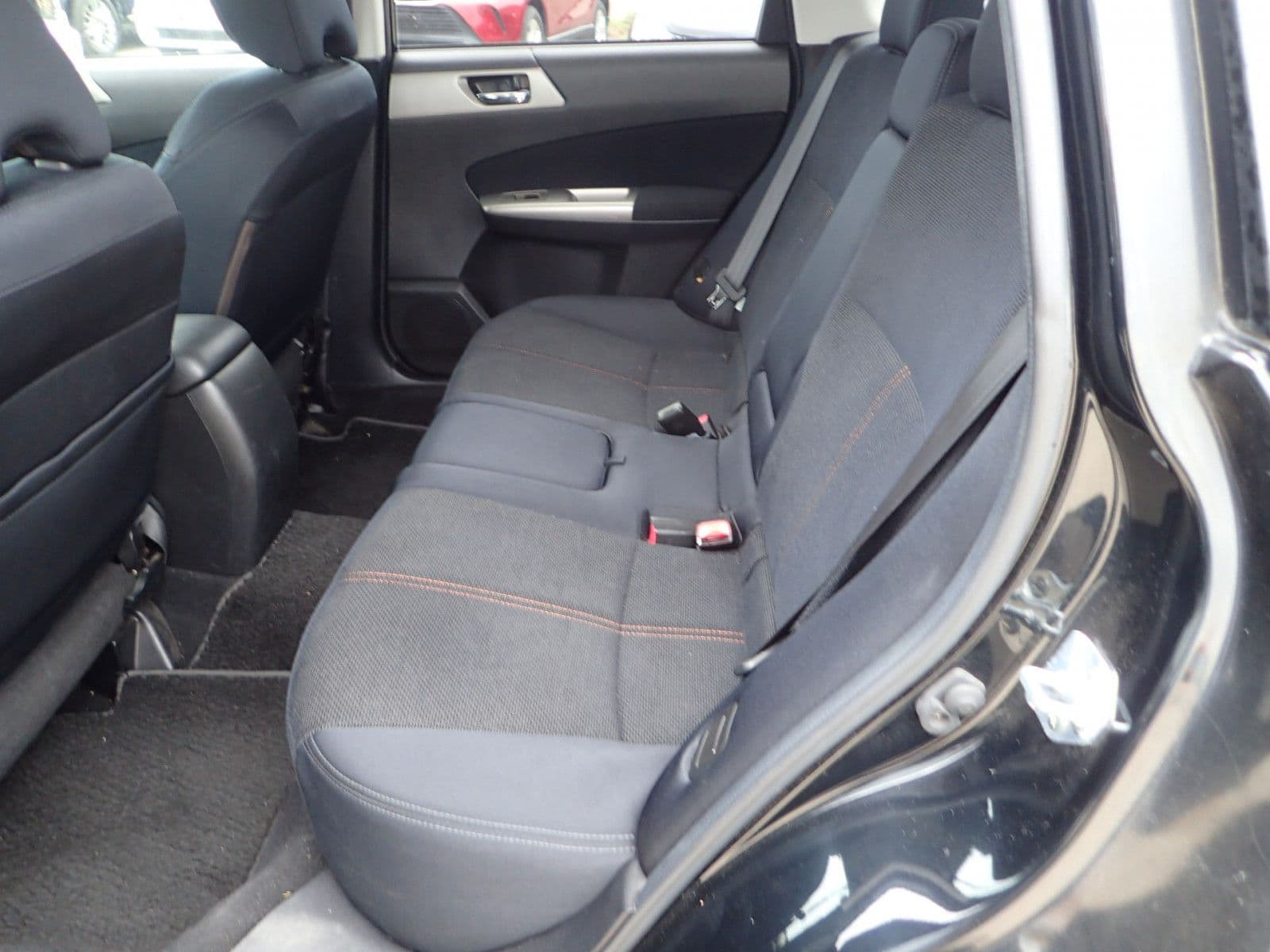 Vehicle SU00001134 large view 25