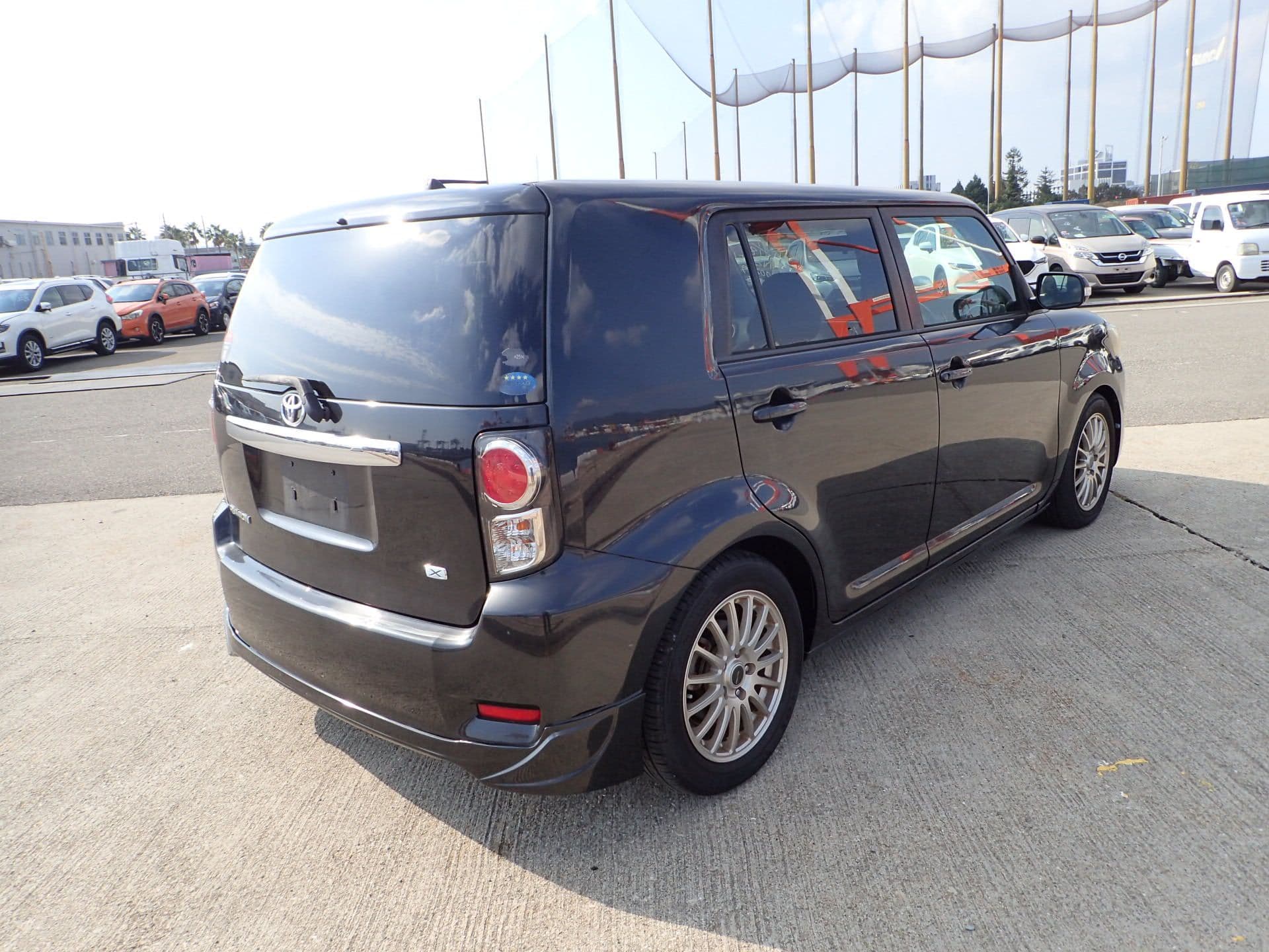 Vehicle SU00001180 large view 6