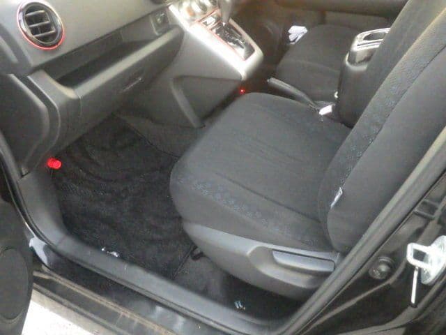 Vehicle SU00001168 large view 24