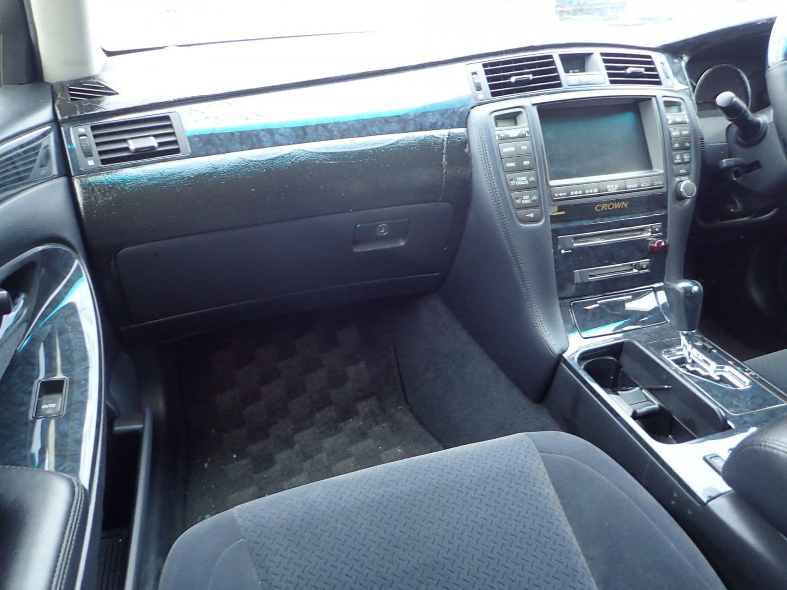 Vehicle SU00001148 large view 29