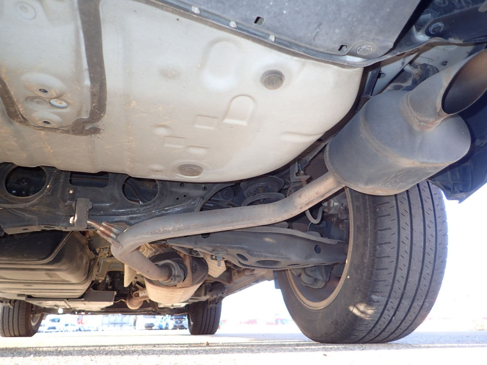 Vehicle SU00001128 large view 17