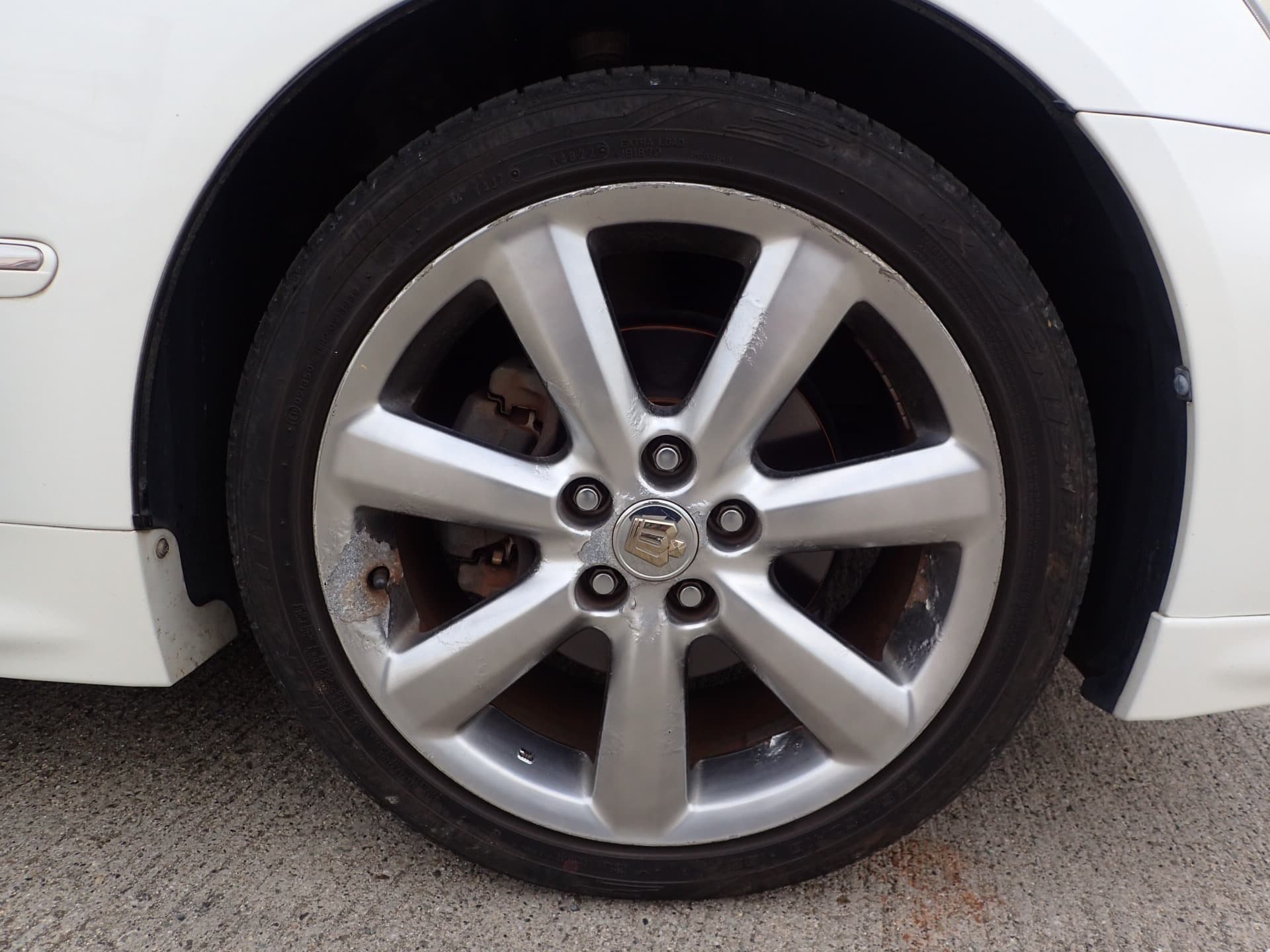 Vehicle SU00001185 large view 13