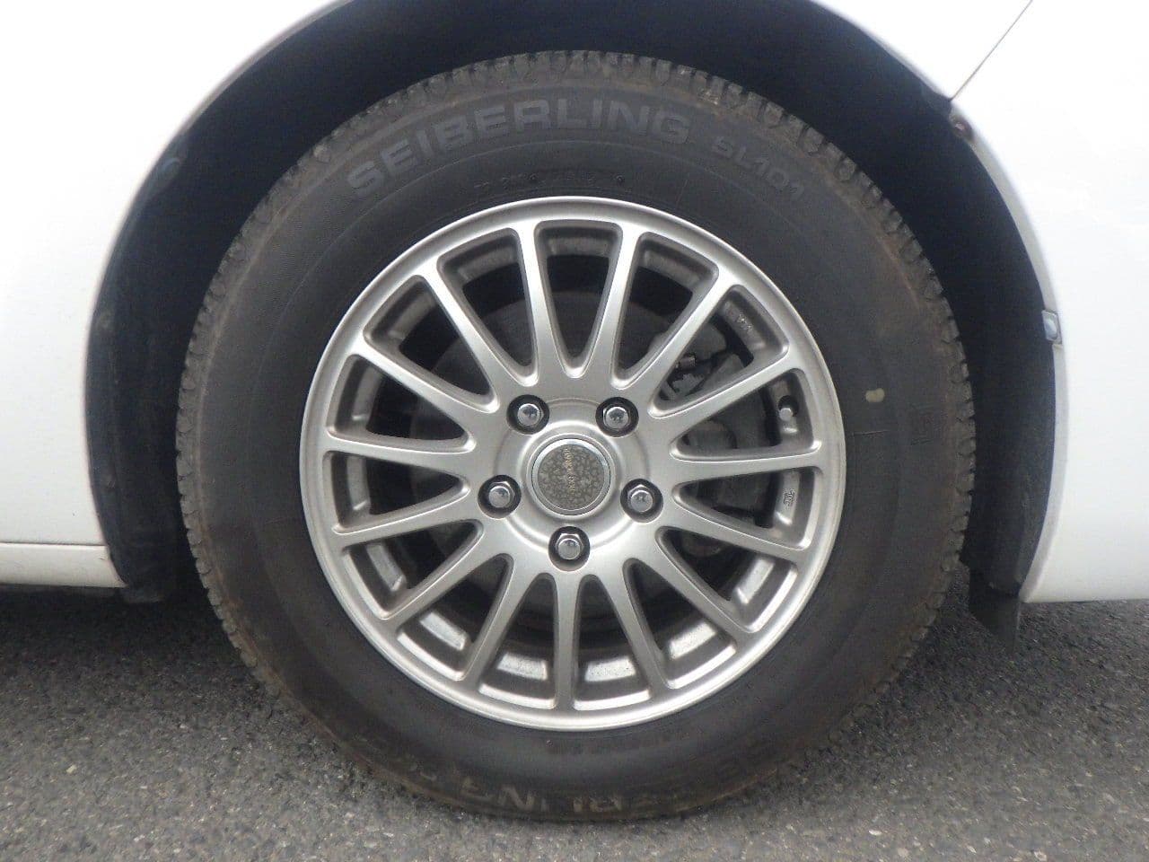 Vehicle SU00001141 large view 10