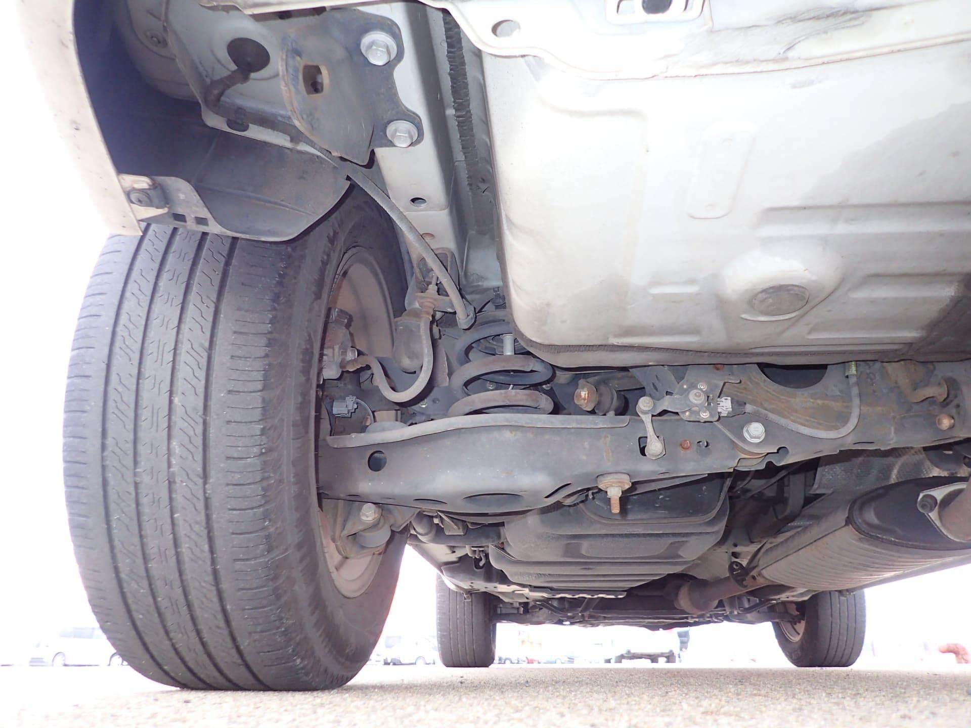 Vehicle SU00001184 large view 16