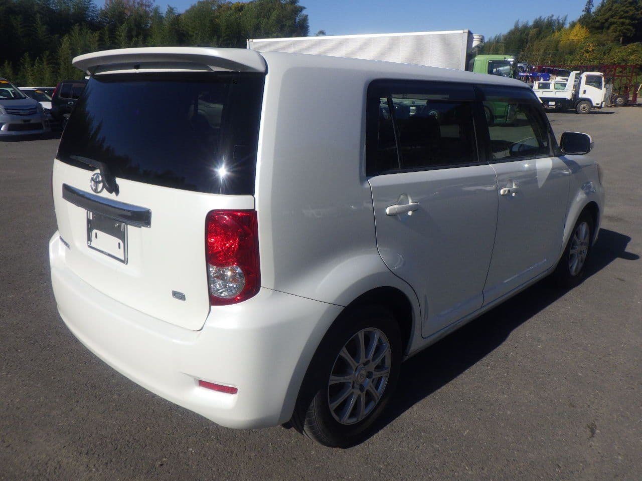 Vehicle SU00001156 large view 6