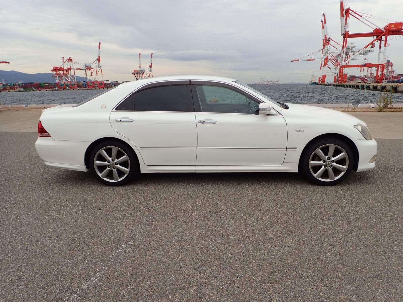 Vehicle SU00001148 large view 7