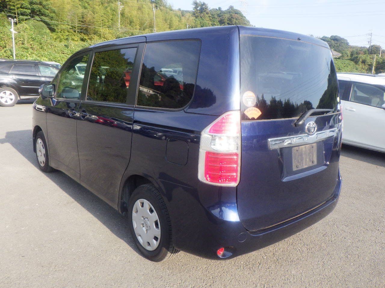 Vehicle SU00001159 large view 4