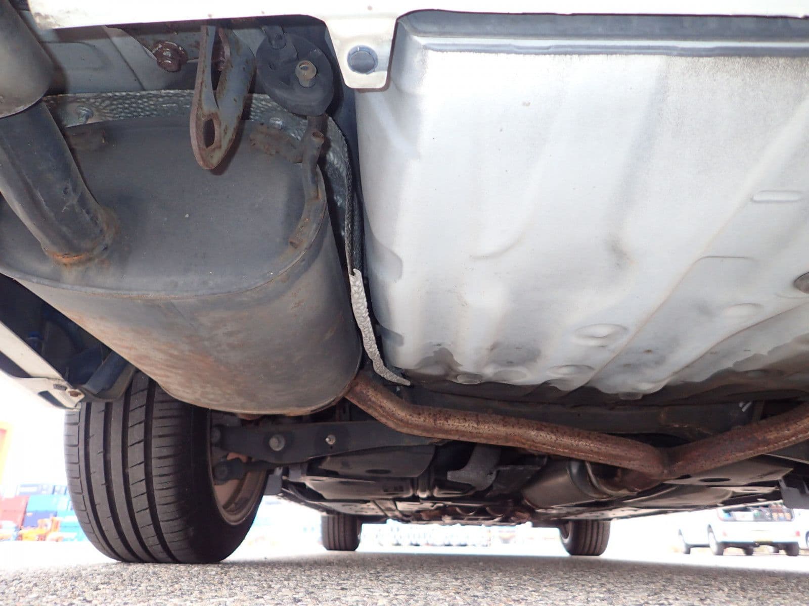 Vehicle SU00001148 large view 16