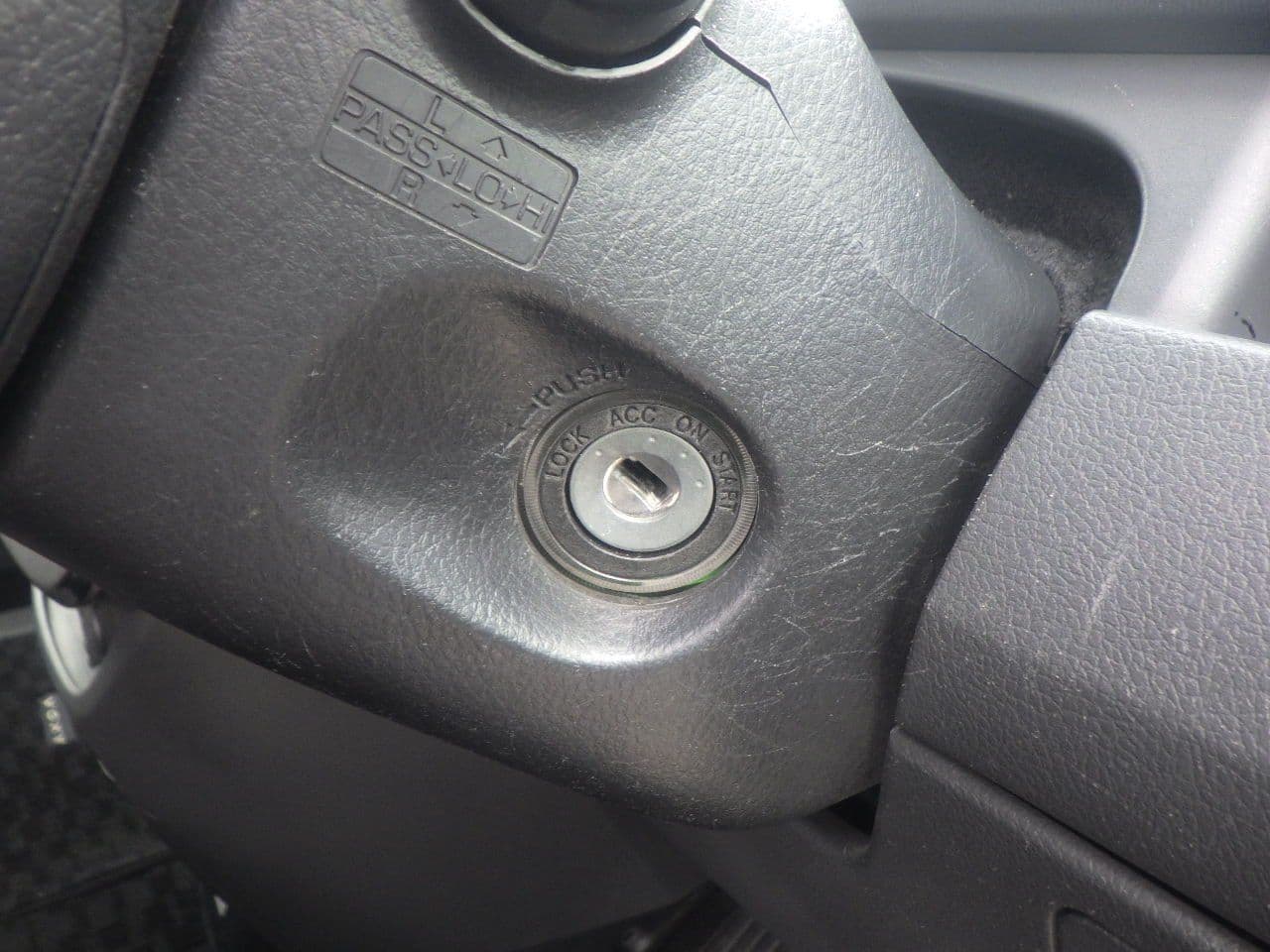 Vehicle SU00001138 large view 36