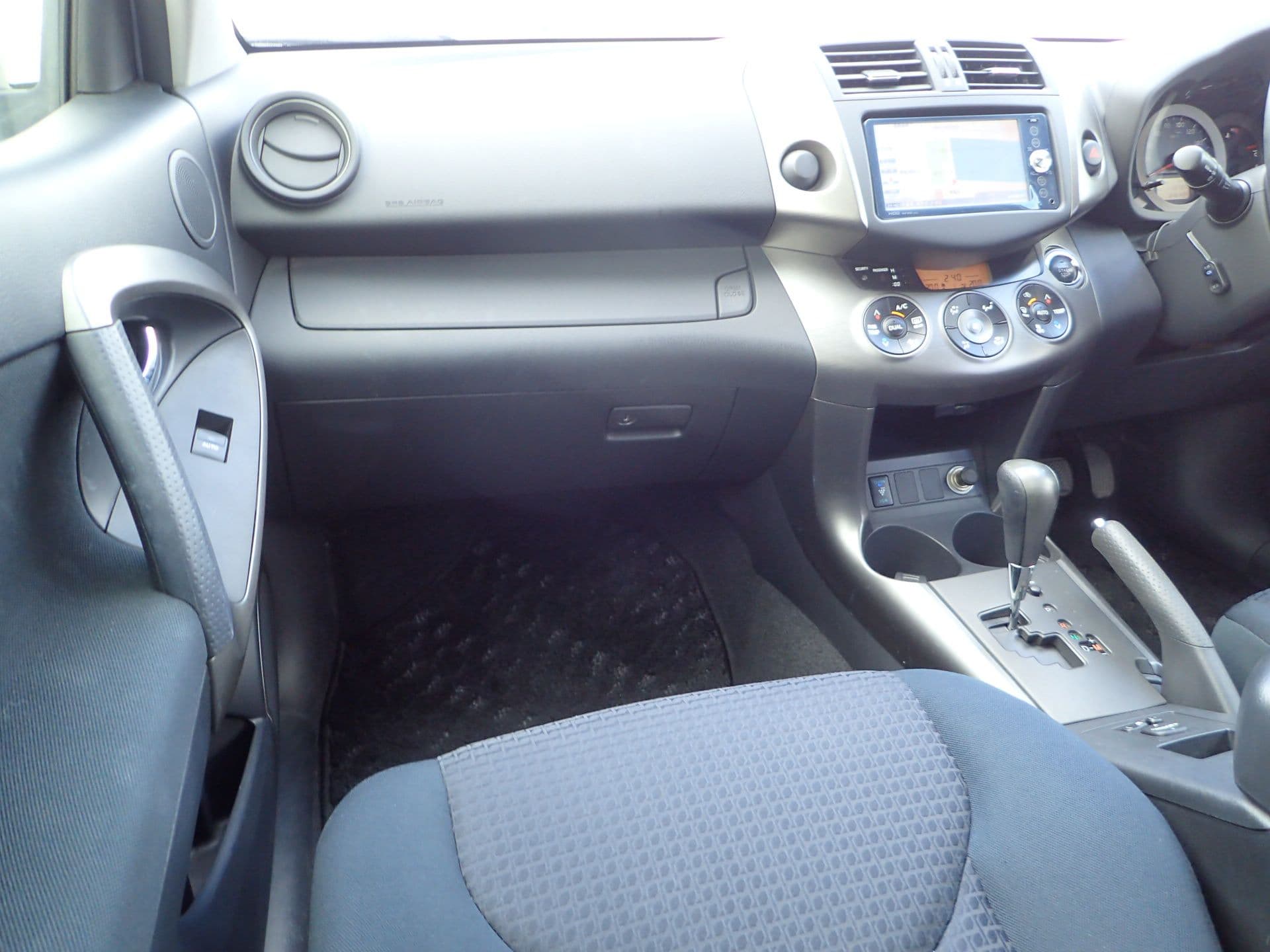 Vehicle SU00001175 large view 31