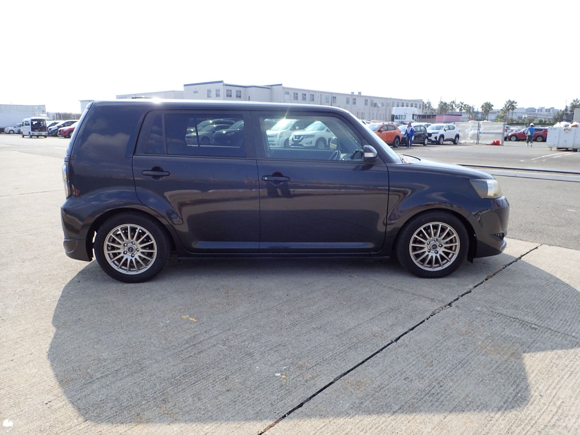 Vehicle SU00001180 large view 7