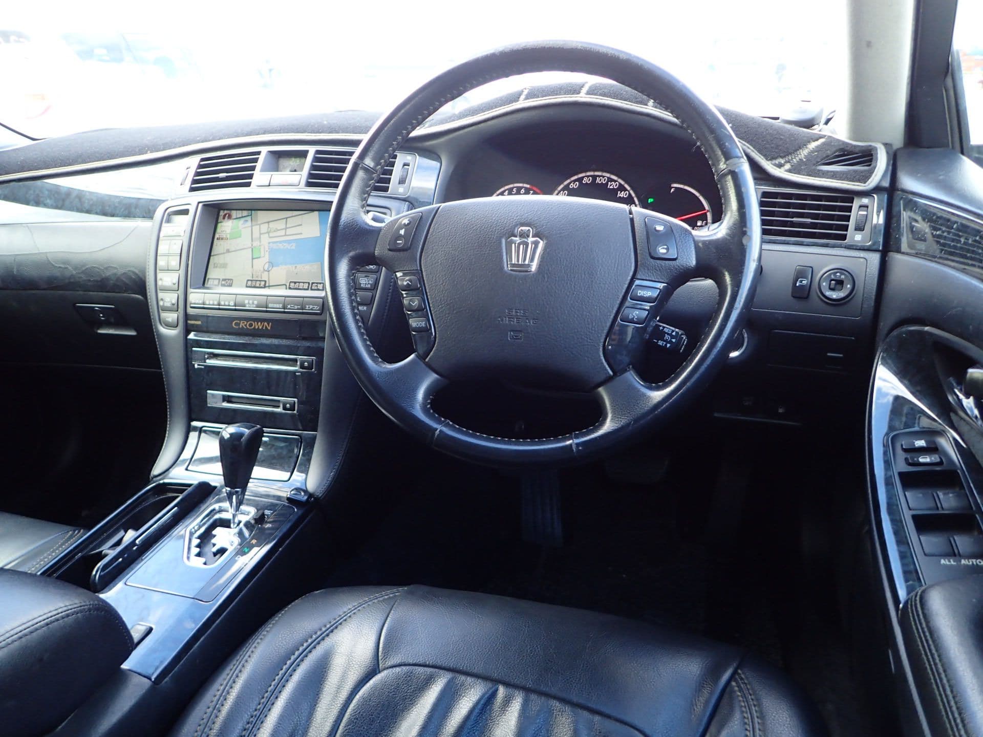 Vehicle SU00001170 large view 27