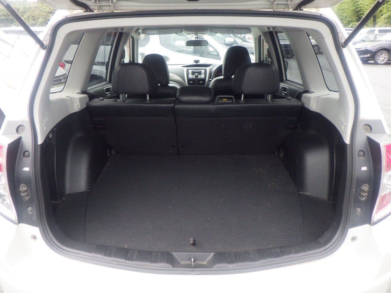 Vehicle SU00001130 large view 23