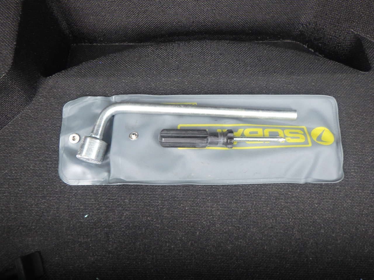 Vehicle SU00001130 large view 37