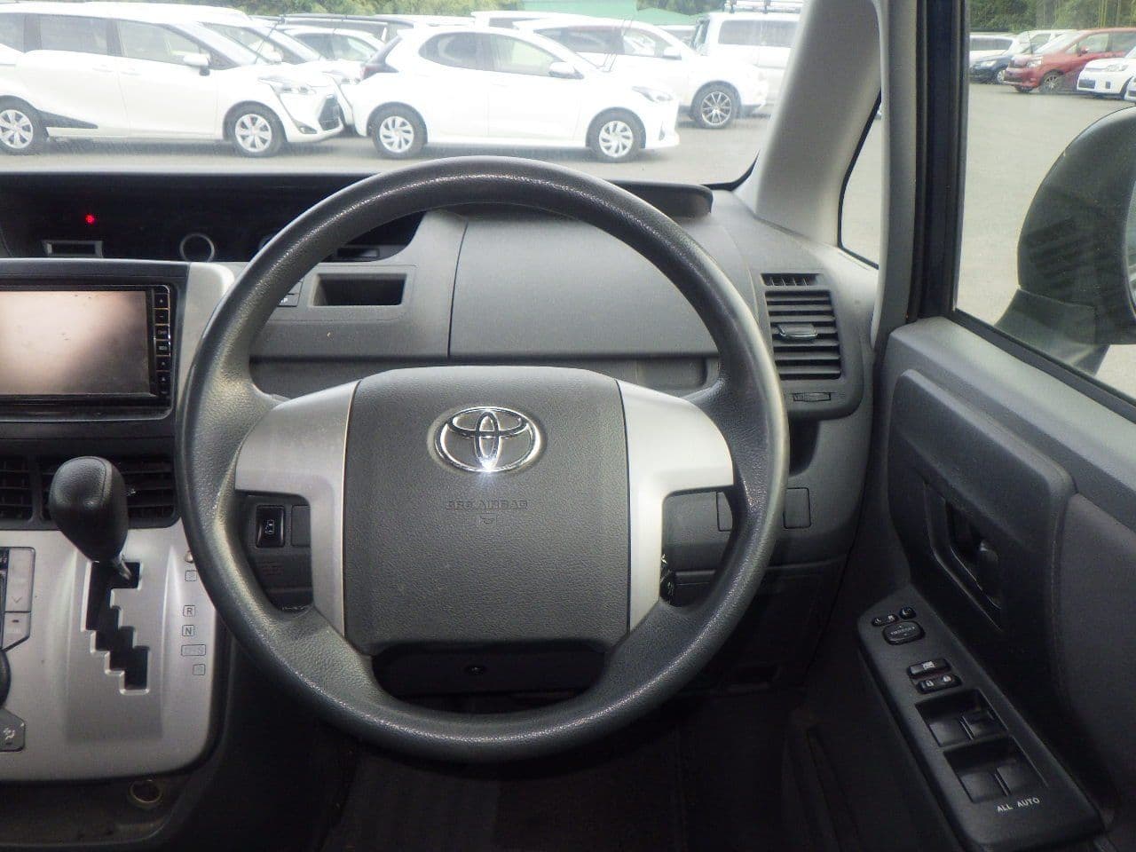 Vehicle SU00001159 large view 27