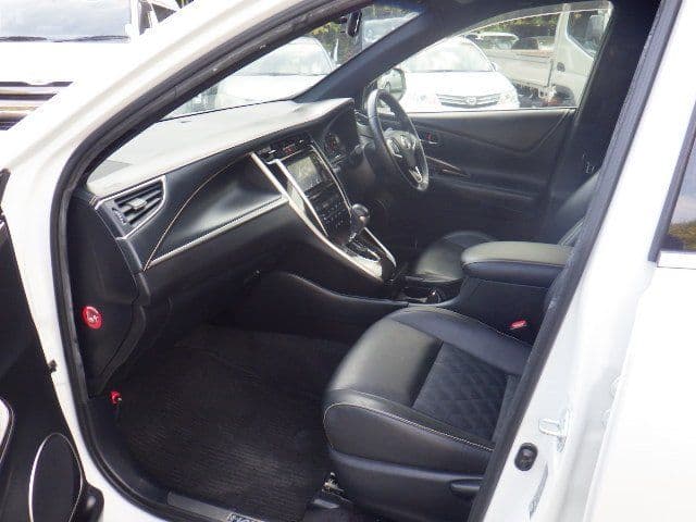 Vehicle SU00001178 large view 25