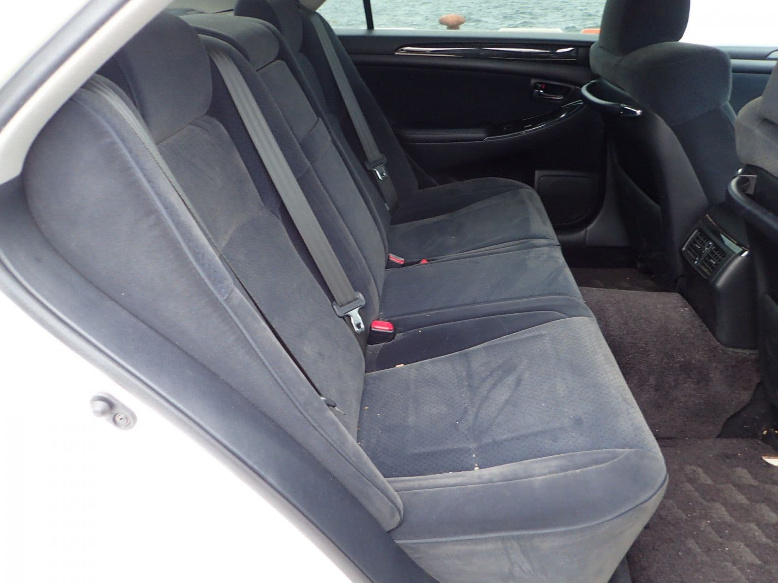 Vehicle SU00001148 large view 23