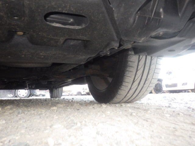 Vehicle SU00001168 large view 14