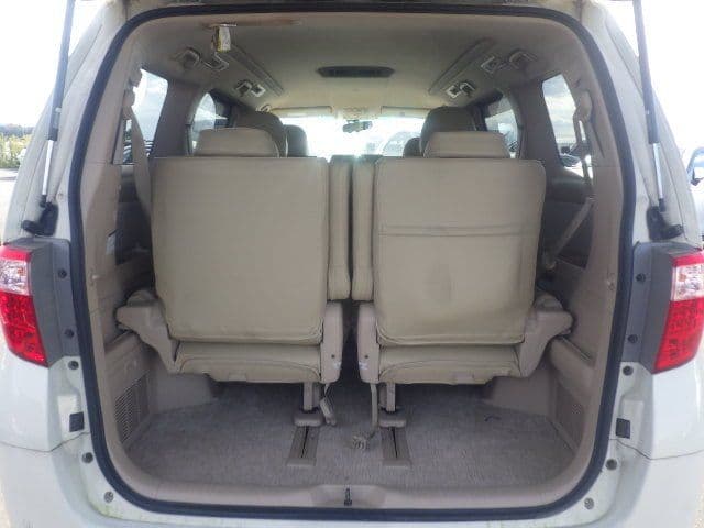 Vehicle SU00001166 large view 24